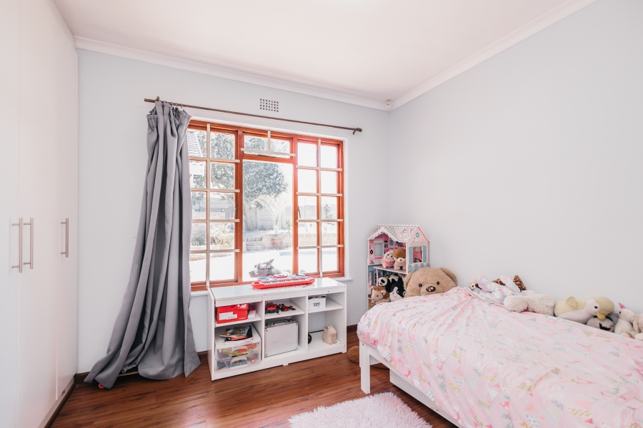 To Let 3 Bedroom Property for Rent in Kenridge Western Cape